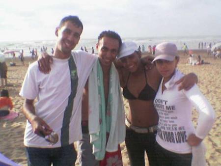 Mes Amies Amine , Hamouda , Liela et Chaymaa � la plage